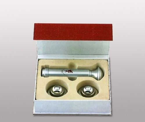 Набор пробок с вакуумным компрессором 18*14*6см